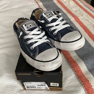 Converse Shoreline Sneaker, Women’s size 9, Navy Blue